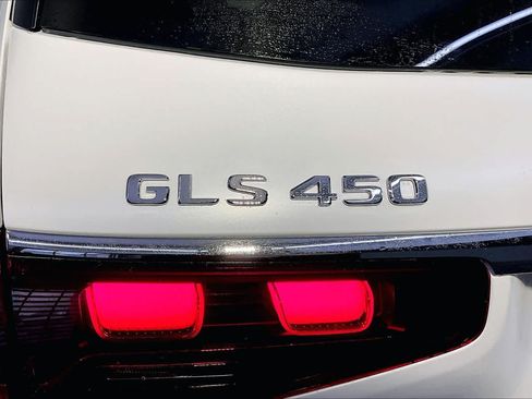 New 2026 Mercedes-Benz GLS 450 4MATIC image 6