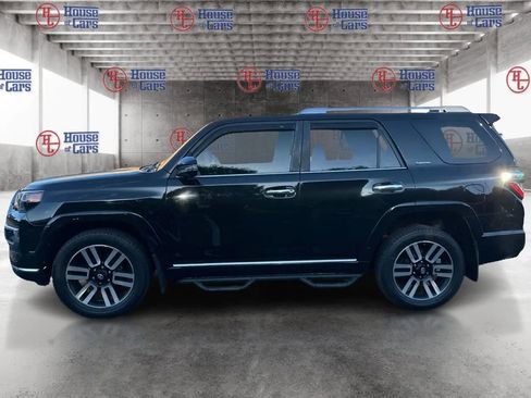 Used 2018 Toyota 4Runner Limited AWD/4WD image 8