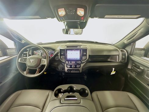 New 2026 RAM 2500 Tradesman w/ Chrome Appearance Group image 9