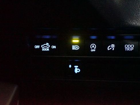 Used 2024 Toyota Tundra SR5 image 25