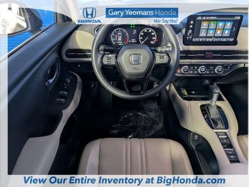 Certified 2025 Honda HR-V EX-L image 17