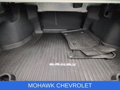 Used 2021 Toyota Camry XSE image 27