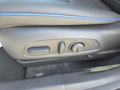 Used 2025 Buick Envista Sport Touring w/ Convenience I Package image 26