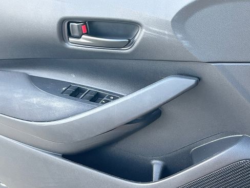 Used 2023 Toyota Corolla LE image 19