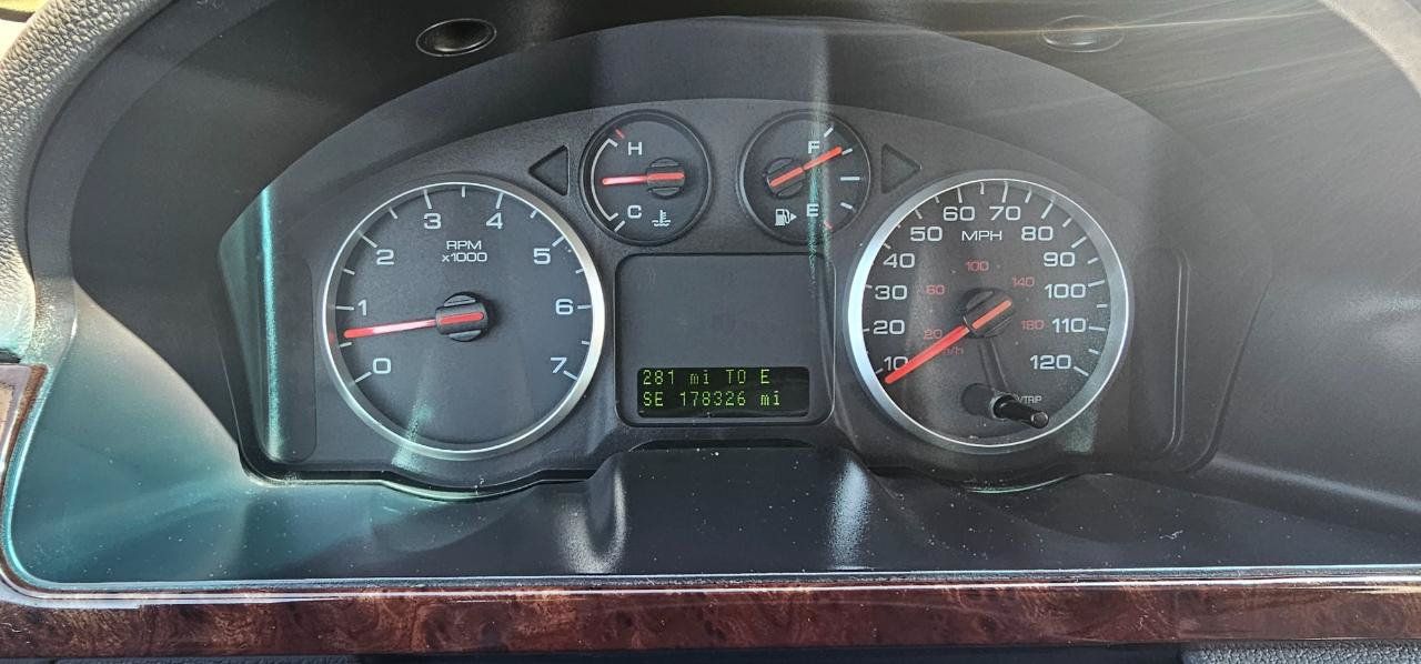 Used 2007 Ford Five Hundred SEL FWD image 34