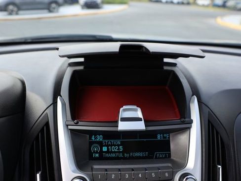 Used 2015 Chevrolet Equinox LS FWD image 22