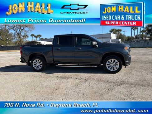 Used 2021 Chevrolet Silverado 1500 Custom w/ LPO, Dark Essentials Package image 15