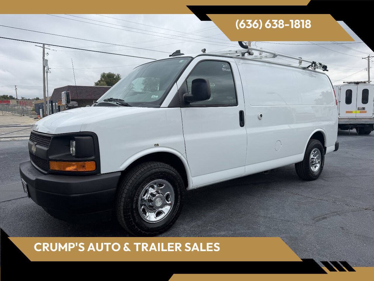 Used 2017 Chevrolet Express 2500 RWD image 1