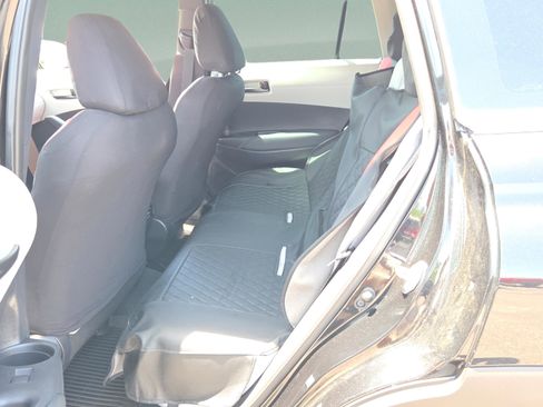 Used 2024 Toyota Corolla Cross L FWD image 9