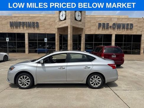 Used 2017 Nissan Sentra SV w/ Style Package FWD image 1