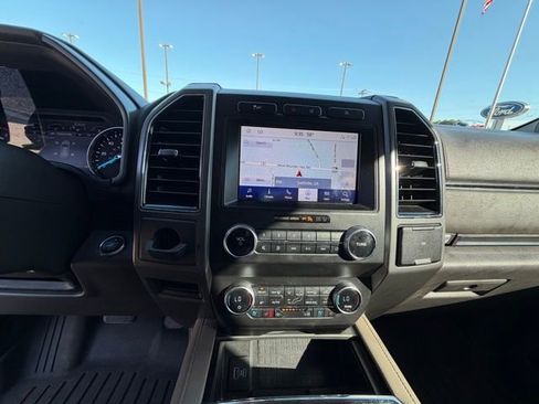Used 2020 Ford Expedition XLT w/ Equipment Group 202A image 14