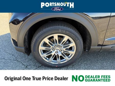 New 2026 Ford Explorer Active w/ Active Comfort Package AWD/4WD image 31