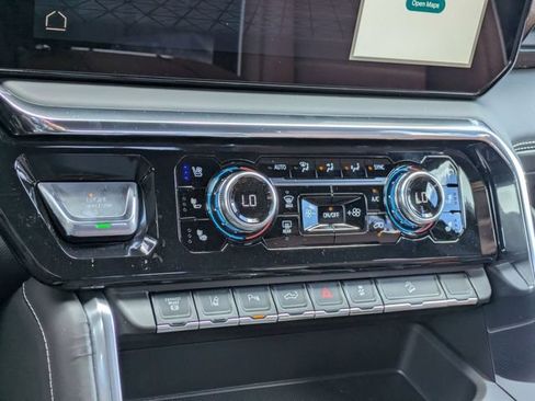 New 2026 GMC Sierra 2500 Denali Ultimate AWD/4WD image 23