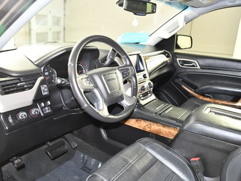Used 2015 GMC Yukon Denali w/ Open Road Package AWD/4WD image 2
