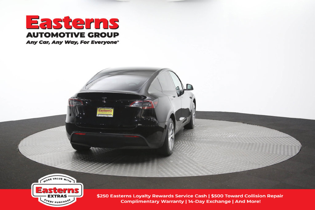 Used 2023 Tesla Model Y Long Range AWD/4WD image 38