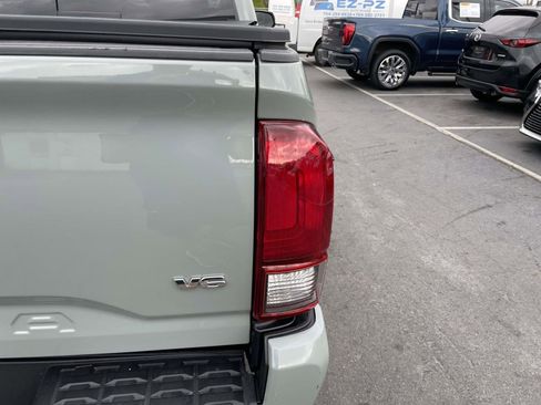 Used 2023 Toyota Tacoma TRD Sport image 14