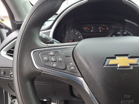 Used 2023 Chevrolet Malibu LT image 19