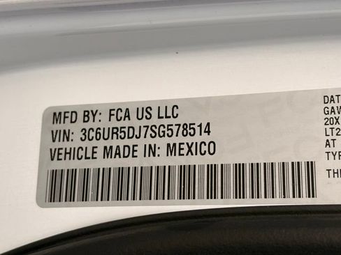 Used 2025 RAM 2500 Big Horn AWD/4WD image 35