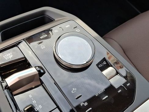 New 2026 BMW iX xDrive45 image 13
