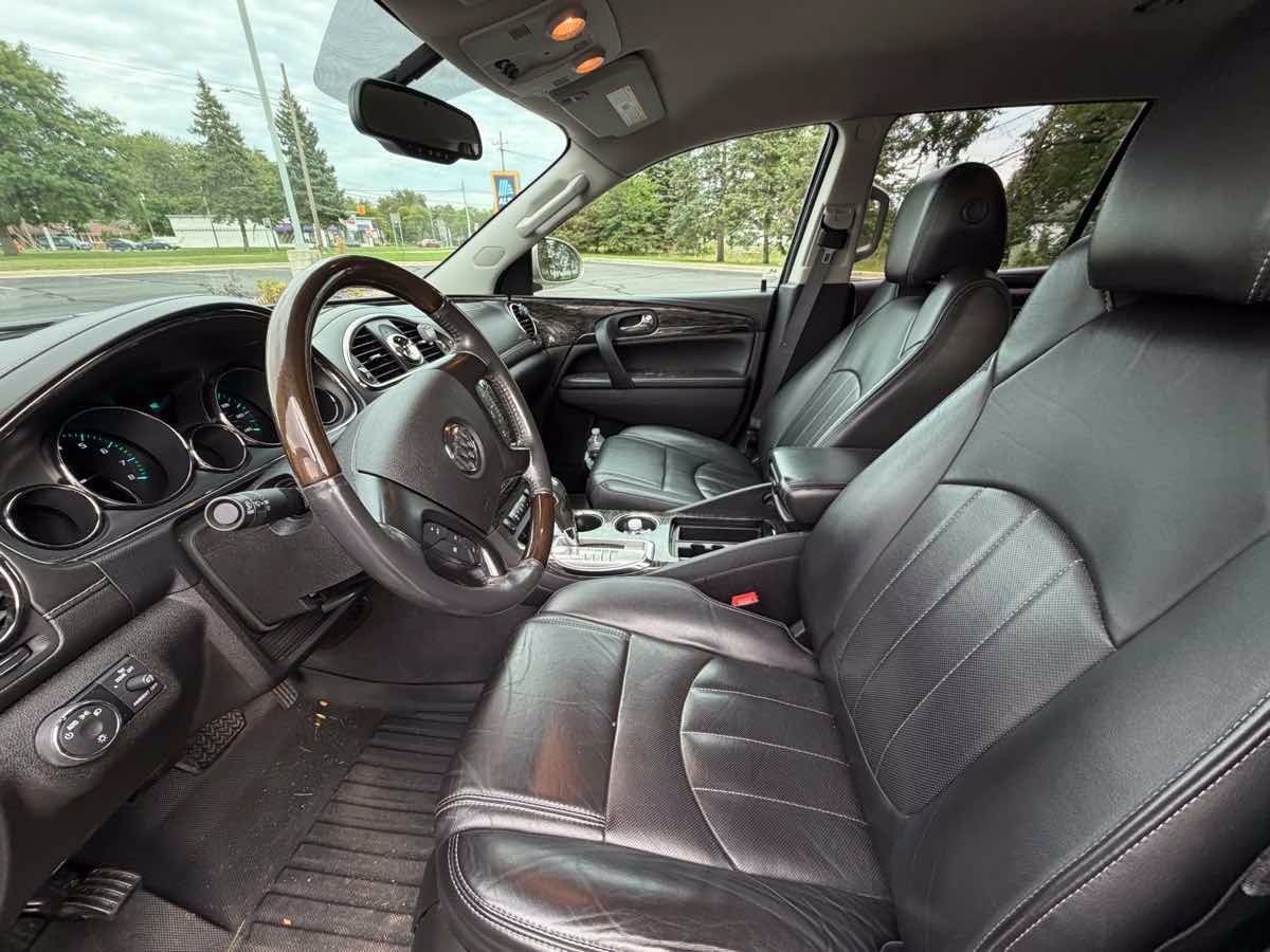 Used 2014 Buick Enclave Leather FWD image 10