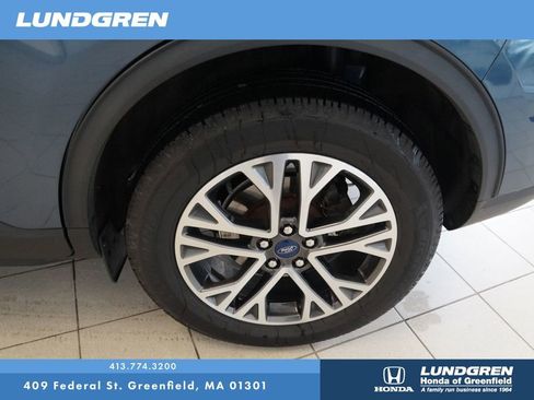 Used 2020 Ford Escape SEL image 30