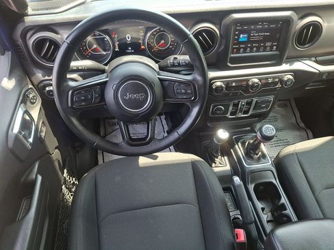 Used 2018 Jeep Wrangler Unlimited Sport S AWD/4WD image 11