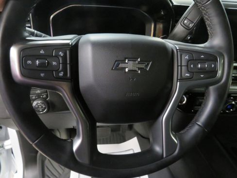 Used 2023 Chevrolet Silverado 1500 RST image 15