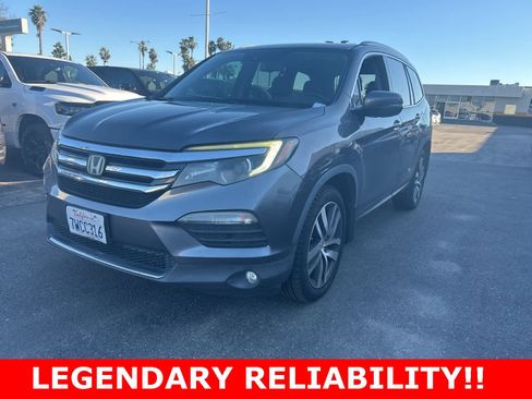 Used 2016 Honda Pilot Touring image 1
