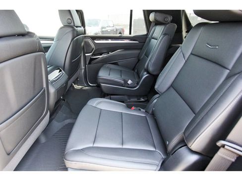 New 2026 Cadillac Escalade 2WD image 7
