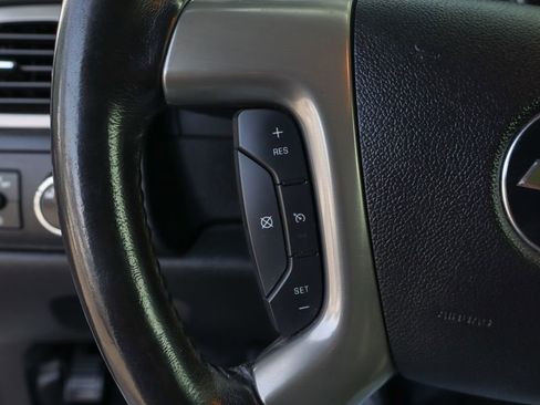 Used 2013 Chevrolet Suburban 2500 LT AWD/4WD image 22