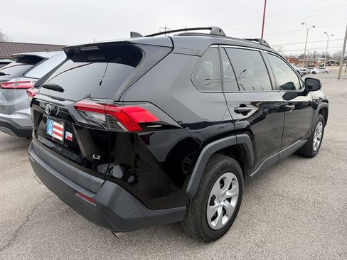 Used 2019 Toyota RAV4 LE image 16