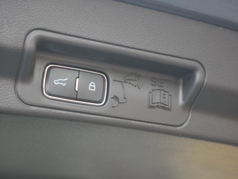 New 2026 Ford Explorer Active w/ Active Comfort Package image 26