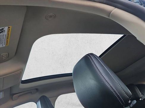 Used 2020 Ford Escape Titanium AWD/4WD image 15