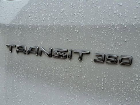 Used 2024 Ford Transit 350 XLT image 28