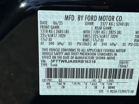 Certified 2025 Ford Maverick XLT w/ XLT Luxury Package AWD/4WD image 35