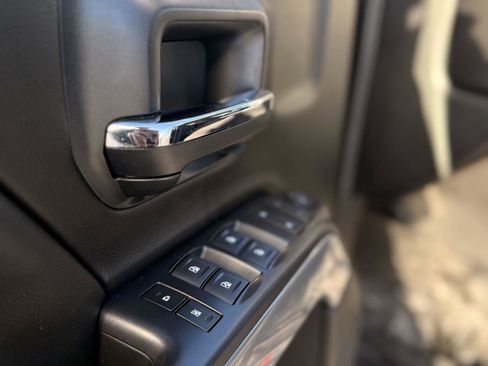 Used 2018 Chevrolet Silverado 1500 LT w/ All Star Edition image 14