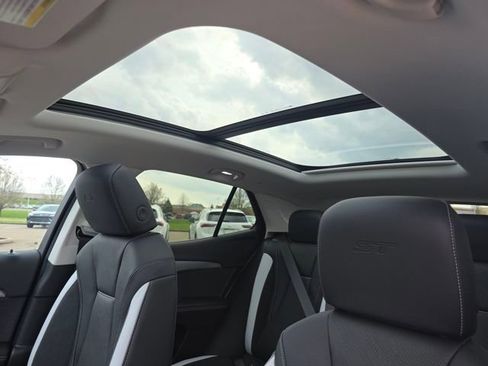 New 2026 Buick Envision Sport Touring AWD/4WD image 4