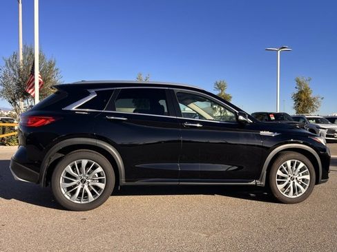 Certified 2025 INFINITI QX50 Luxe image 6