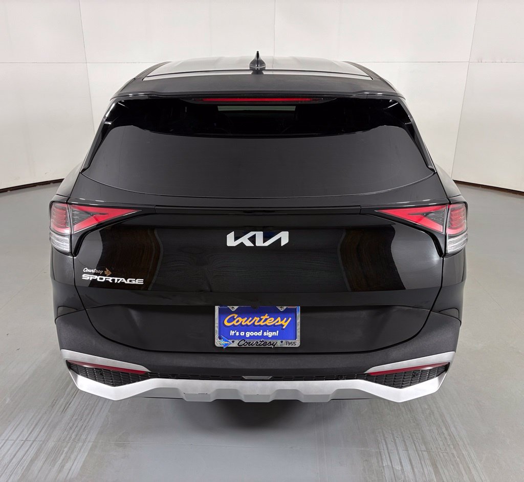 Used 2024 Kia Sportage EX FWD image 7
