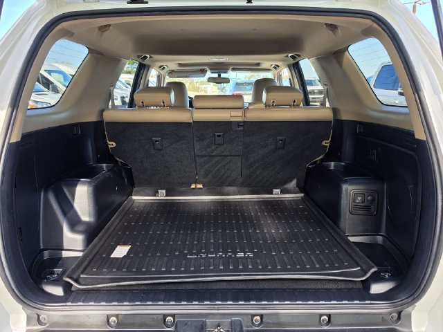 Used 2016 Toyota 4Runner Limited AWD/4WD image 18
