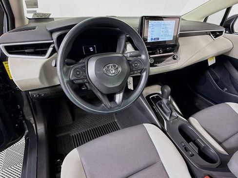 Used 2026 Toyota Corolla LE FWD image 7