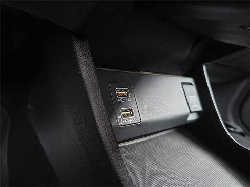 Used 2019 Honda HR-V EX image 22