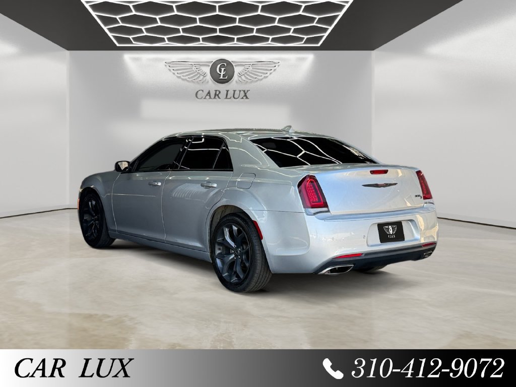 Used 2021 Chrysler 300 S RWD image 3