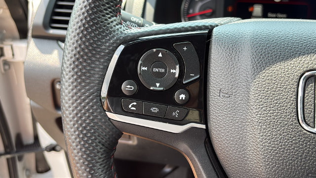 Used 2025 Honda Passport Black Edition image 14