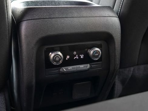 Used 2025 GMC Acadia Elevation AWD/4WD image 28