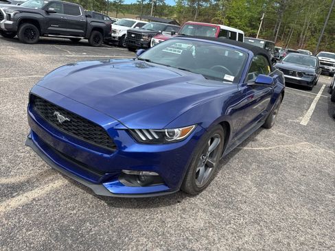 Used 2015 Ford Mustang Convertible w/ Equipment Group 051A image 3