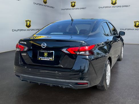 Used 2020 Nissan Versa S FWD image 5