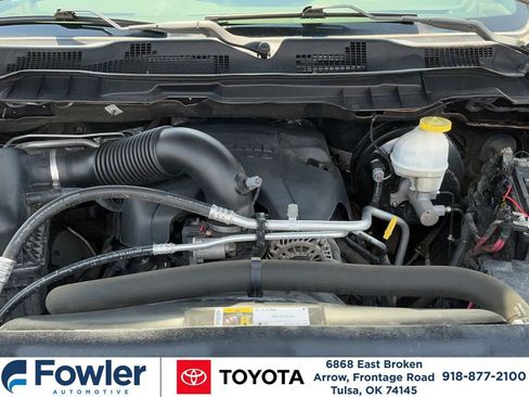 Used 2019 RAM 1500 Classic SLT AWD/4WD image 19