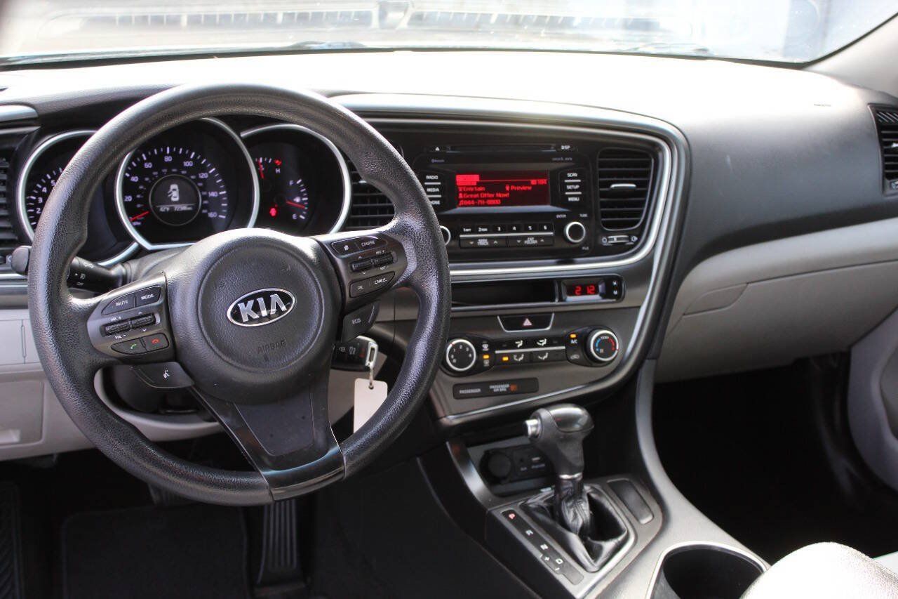 Used 2015 Kia Optima LX FWD image 32