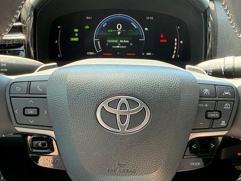 Certified 2025 Toyota Camry SE w/ Convenience Package AWD/4WD image 28
